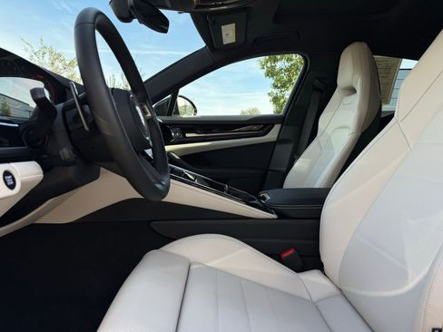 Certified 2026 Porsche Panamera image 13