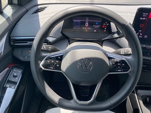 Certified 2024 Volkswagen ID.4 2WD image 5