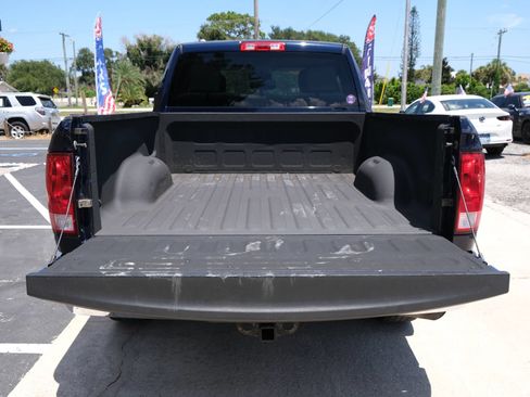 Used 2015 RAM 1500 ST w/ SXT Appearance Group AWD/4WD image 13