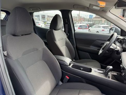 Used 2025 Nissan Kicks S image 32