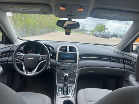 Used 2013 Chevrolet Malibu LS w/ Protection Package FWD image 32