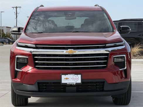 New 2026 Chevrolet Traverse LT image 7