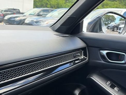 Used 2025 Honda Civic Sport image 21