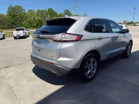 Used 2017 Ford Edge Titanium w/ Technology Package AWD/4WD image 36