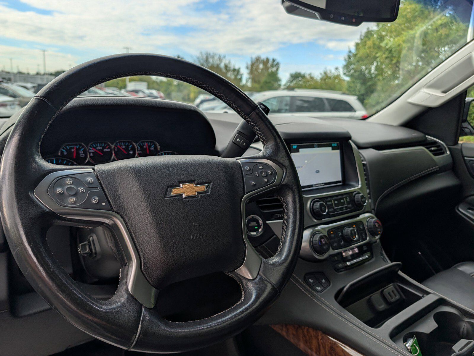 Used 2019 Chevrolet Tahoe Premier AWD/4WD image 38