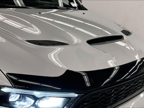 Used 2025 Dodge Durango R/T image 11