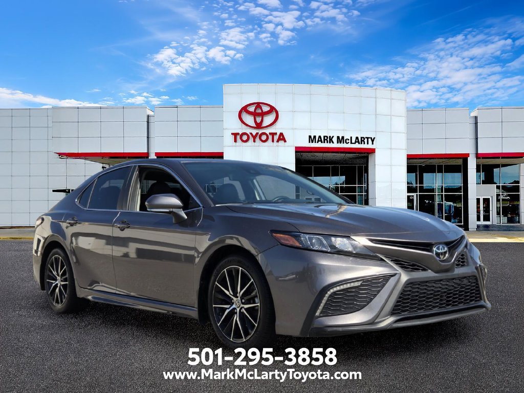 Used 2022 Toyota Camry SE FWD image 7