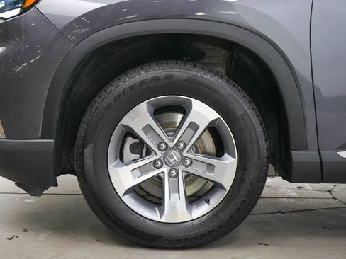Used 2025 Honda Pilot EX-L image 31