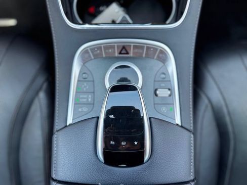 Used 2015 Mercedes-Benz S 550 Sedan image 38