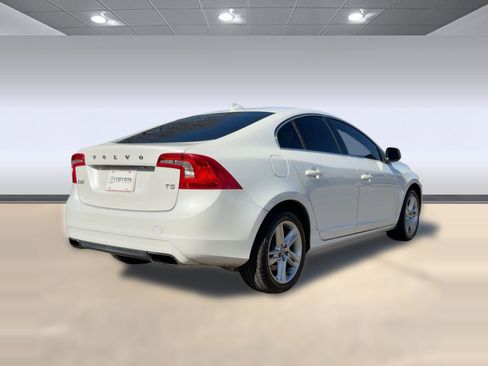 Used 2015 Volvo S60 T5 Premier image 7