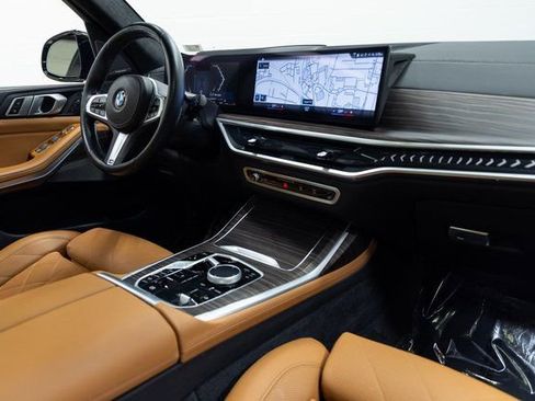 Certified 2023 BMW X7 xDrive40i w/ M Sport Package image 27