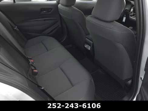 Used 2026 Toyota Corolla LE image 32