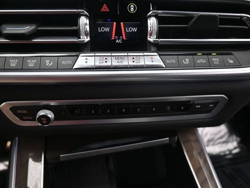 Used 2019 BMW X5 xDrive40i AWD/4WD image 29