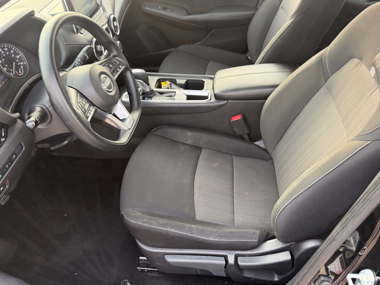 Certified 2025 Nissan Sentra SV FWD image 27