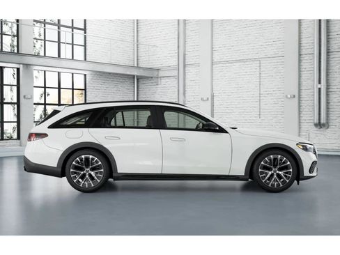 New 2026 Mercedes-Benz E 450 4MATIC All-Terrain Wagon image 15