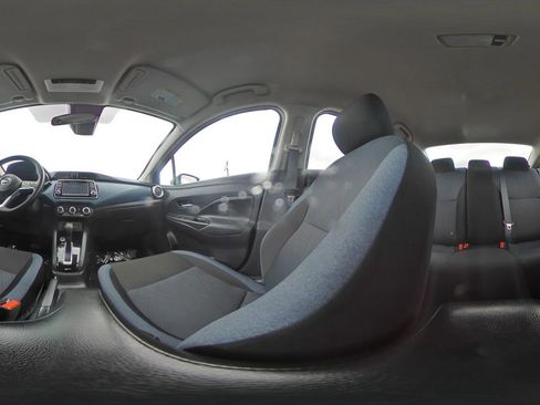 Used 2025 Nissan Versa SV image 42