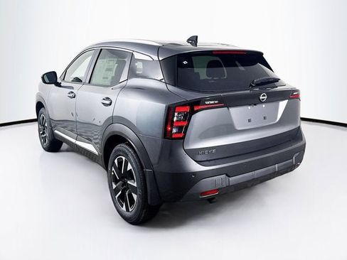 New 2026 Nissan Kicks SV image 7