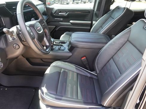 Used 2026 GMC Sierra 1500 AT4X AWD/4WD image 19