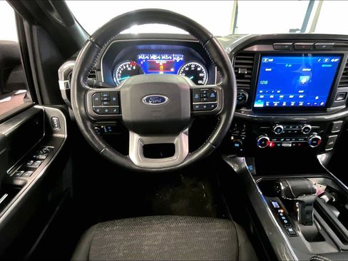 Certified 2022 Ford F150 XLT w/ Equipment Group 302A High image 5