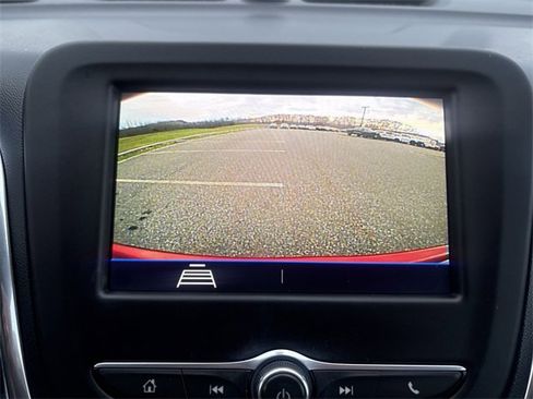 Used 2020 Chevrolet Equinox LS w/ LS Convenience Package image 15