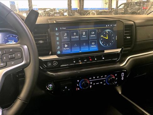 Used 2025 Chevrolet Silverado 2500 LTZ w/ LTZ Premium Package image 18