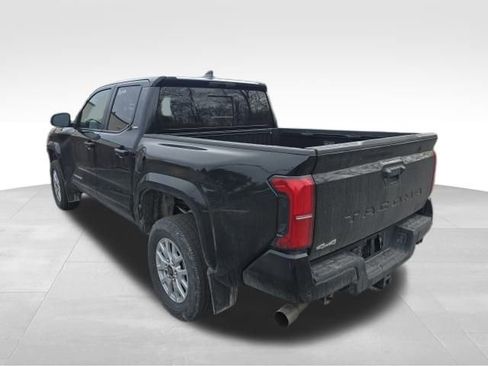 Used 2024 Toyota Tacoma SR5 image 4