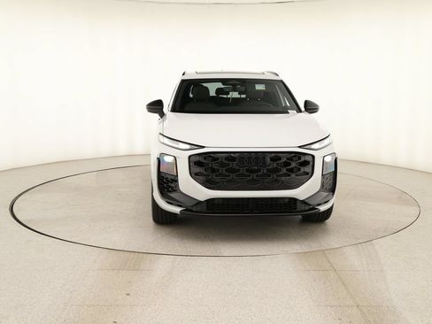 New 2026 Audi Q3 quattro 2.0T AWD/4WD image 10