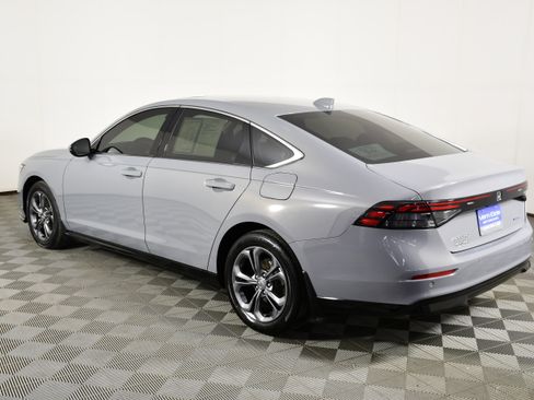 Used 2025 Honda Accord EX-L image 8