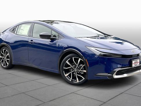 New 2026 Toyota Prius Plug-In Hybrid image 2