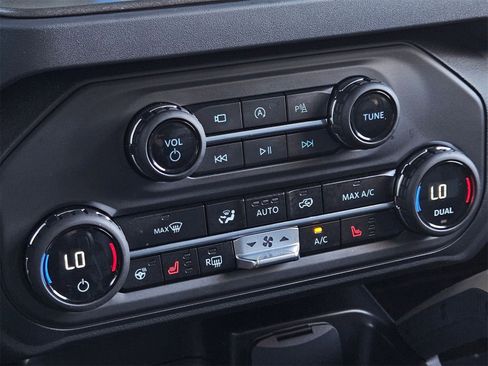 Certified 2025 Ford Bronco Badlands image 18