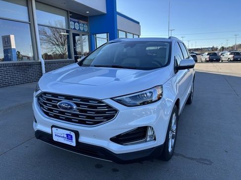 Used 2022 Ford Edge Titanium image 1