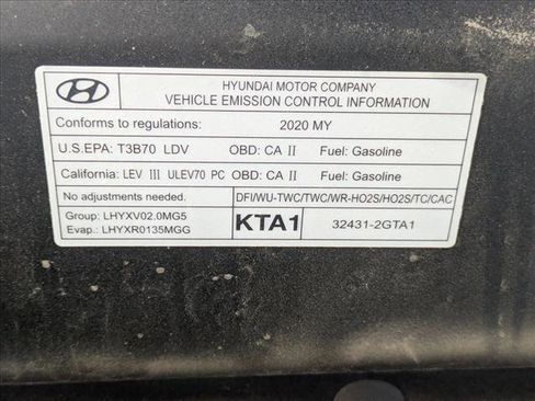 Used 2020 Hyundai Santa Fe Limited image 24