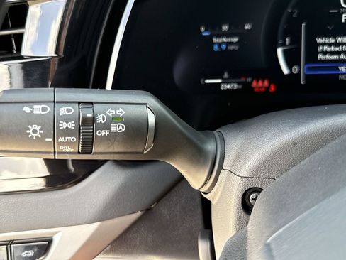 Used 2025 Lexus RX 350 FWD w/ Technology Package image 28