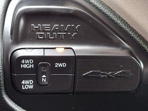 Used 2024 RAM 2500 Laramie AWD/4WD image 27