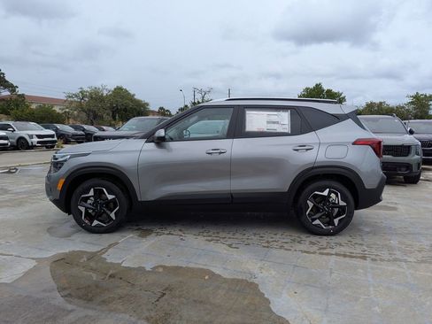 New 2026 Kia Seltos S FWD image 5