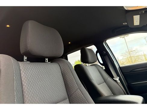 Used 2020 Jeep Grand Cherokee Laredo image 19