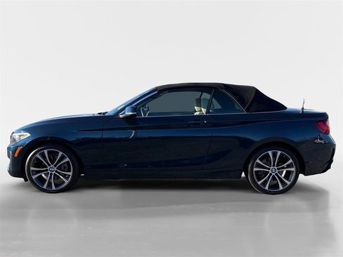 Used 2017 BMW 230i xDrive Convertible image 7