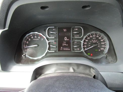 Used 2021 Toyota Tundra Platinum image 11