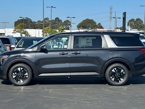 New 2026 Kia Carnival LXS image 7