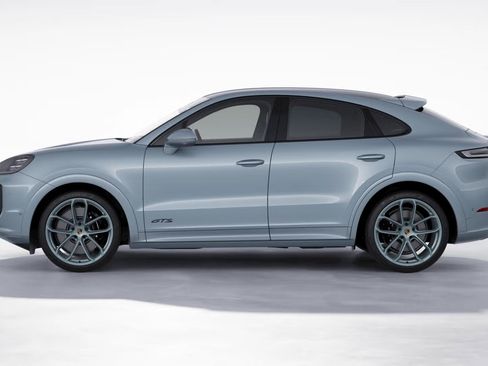 New 2026 Porsche Cayenne GTS image 2