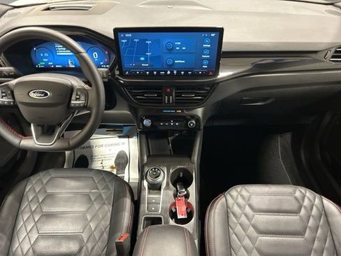 Used 2024 Ford Escape ST-Line Elite w/ Premium Technology Package image 14