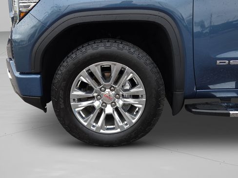 Certified 2025 GMC Sierra 1500 Denali AWD/4WD image 9