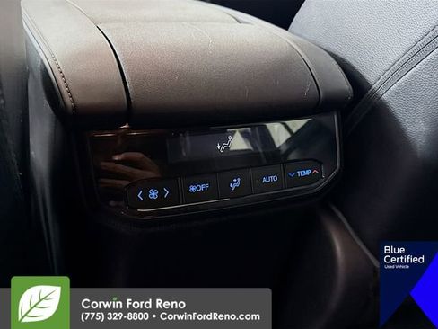 Used 2021 Toyota Highlander XSE image 28
