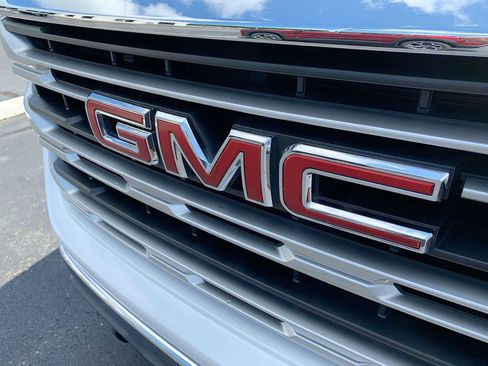 Used 2024 GMC Sierra 1500 SLE AWD/4WD image 30