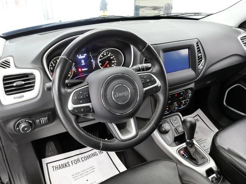 Used 2020 Jeep Compass Latitude AWD/4WD image 11