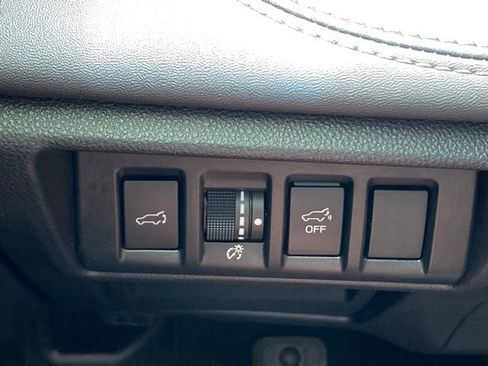 Used 2020 Subaru Outback Touring XT AWD/4WD image 12