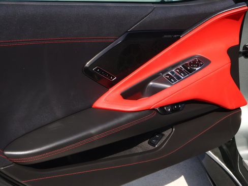 Used 2024 Chevrolet Corvette 2LT image 16