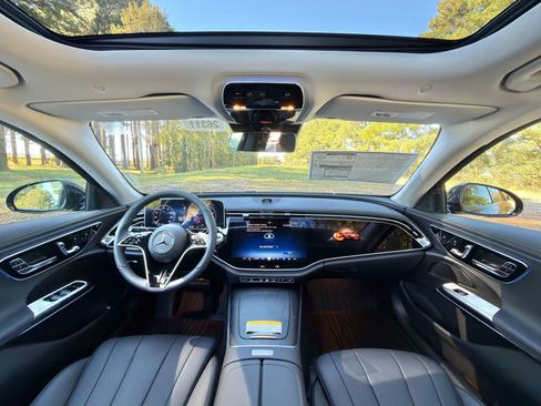 New 2026 Mercedes-Benz E 350 Sedan image 2