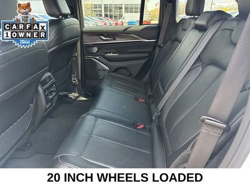 Used 2022 Jeep Grand Cherokee Overland image 19