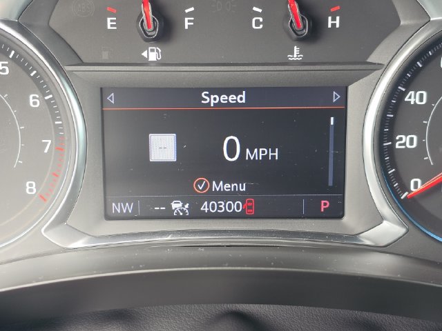 Used 2023 Chevrolet Traverse RS FWD image 39
